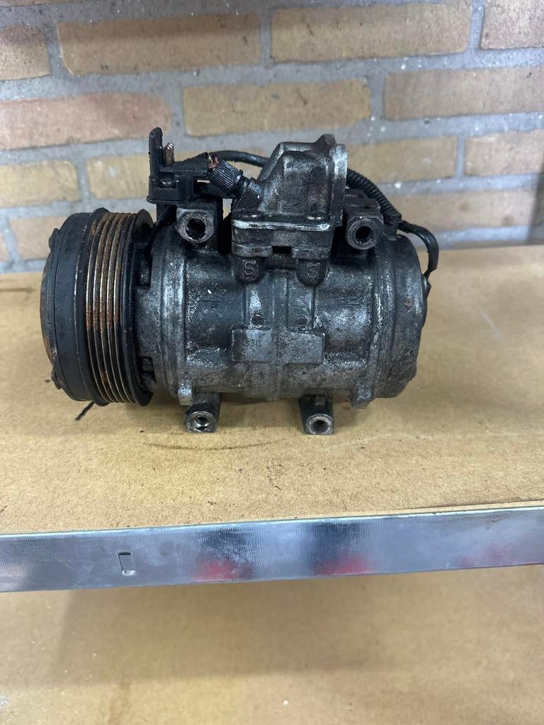 Airco compressor Mercedes W124 W201 - Gebruikt, Ophalen, Gebruikt, Mercedes-Benz