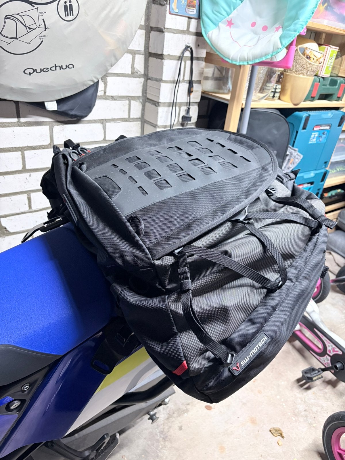 Sw-motech PRO CARGOBAG tailbag, Motoren, Ophalen, Zo goed als nieuw