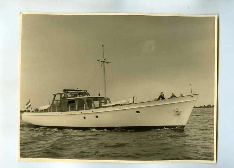 scheepvaart-foto-yacht-sepia!!, Ophalen of Verzenden, Zo goed als nieuw, Motorboot, Boek of Tijdschrift