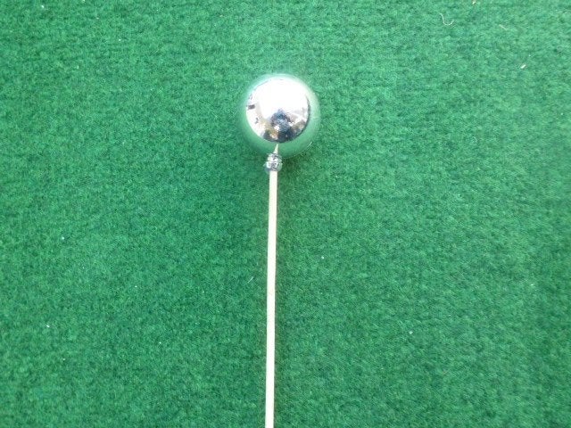 159 glimmende zilveren kleinere kerstballen op stok, Diversen, Kerst, Ophalen of Verzenden, Zo goed als nieuw