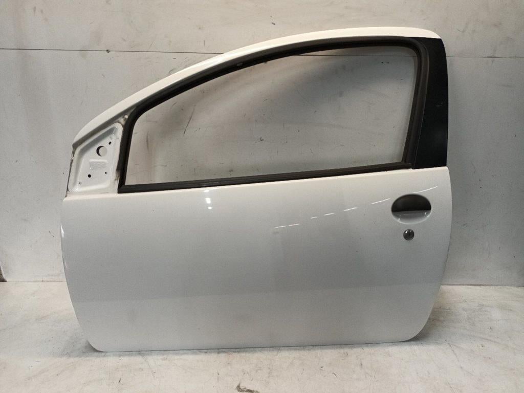 Portier links voor Peugeot 107, Onderdelen@venauto.nl, Van der Ven Autorecycling B.V., Gebruikt, Citroën