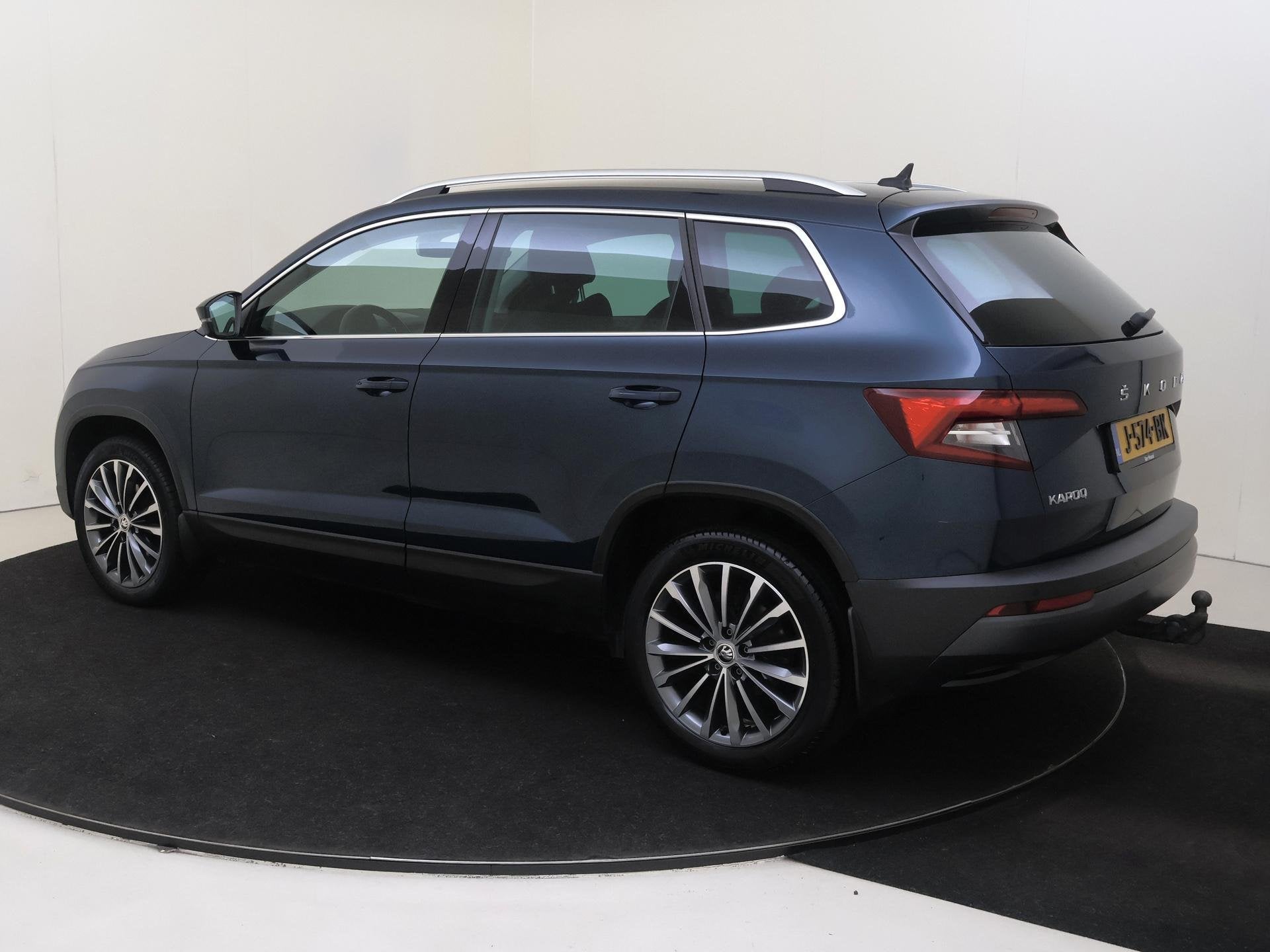 Skoda Karoq 1.5 TSI ACT Business Edition | Navigatie-pakket, Auto's, Voorwielaandrijving, 4 cilinders, 150 pk, Blauw