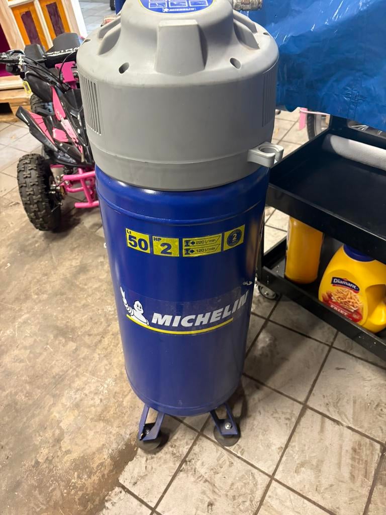 Michelin Compressor, 100 liter of meer, Ophalen, Zo goed als nieuw