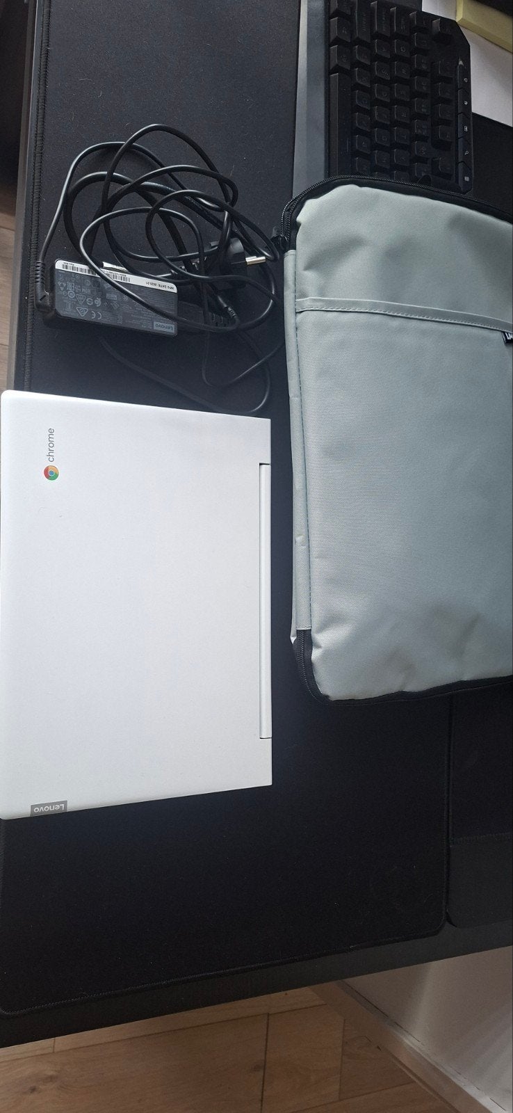 lenovo chromebook c330 zo goed als nieuwe, Ophalen, 14 inch, 4 GB of minder, 64 GB