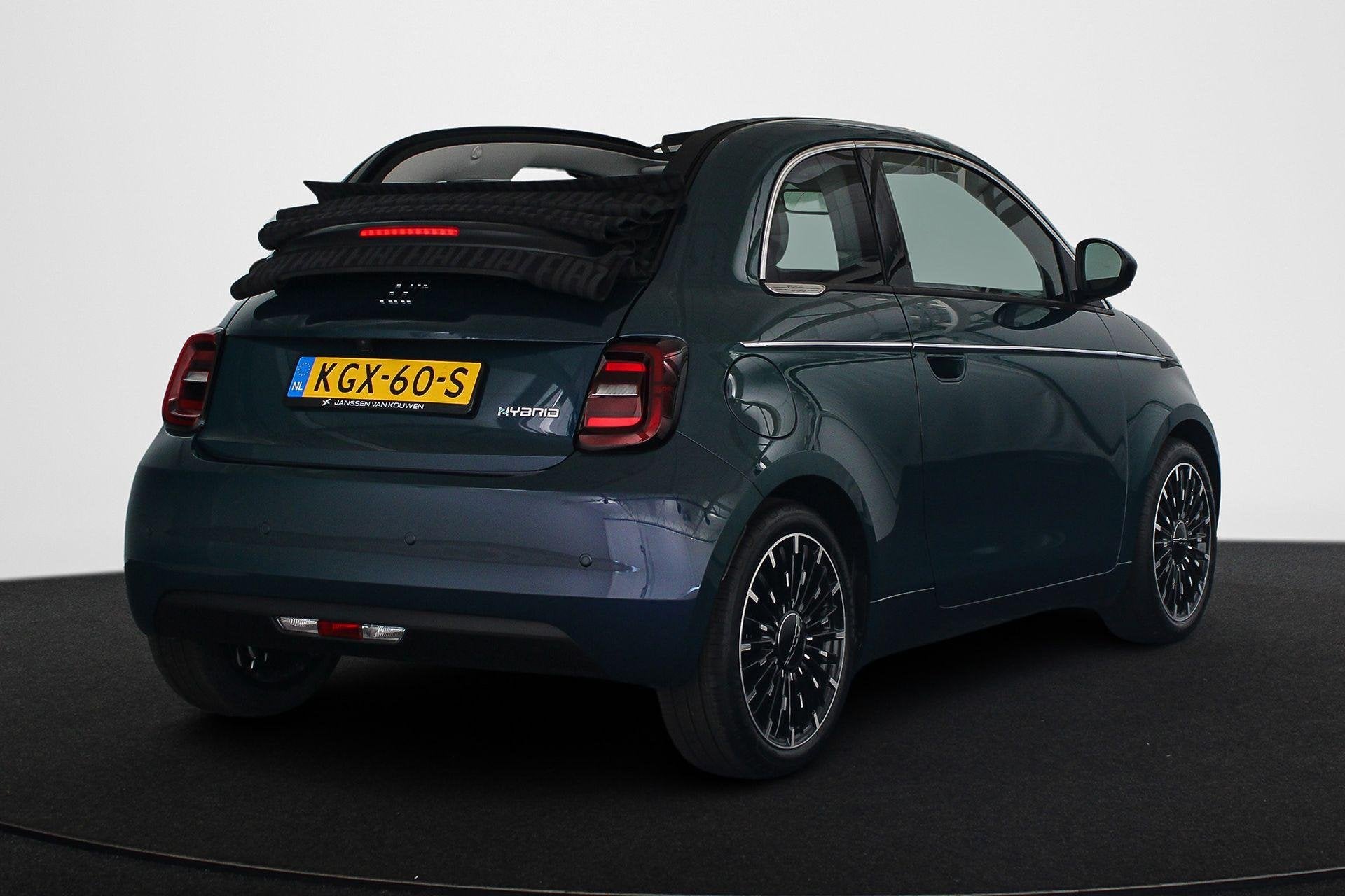 Fiat 500 1.0 Hybrid La Prima Cabrio Camera LED Stoelverwarmi, Auto's, 4 stoelen, Origineel Nederlands, Bedrijf, Handgeschakeld