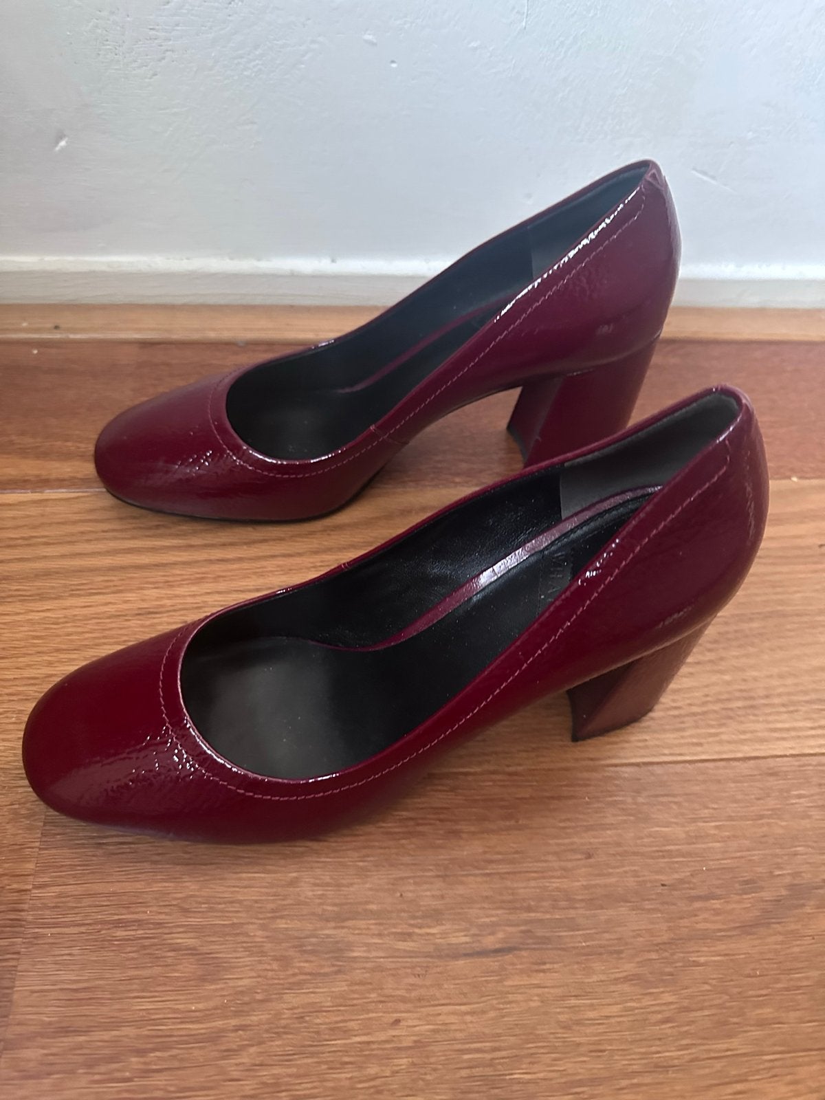 Donkerrode Pumps Maat 41, Pumps, Ophalen of Verzenden, Zo goed als nieuw, Rood