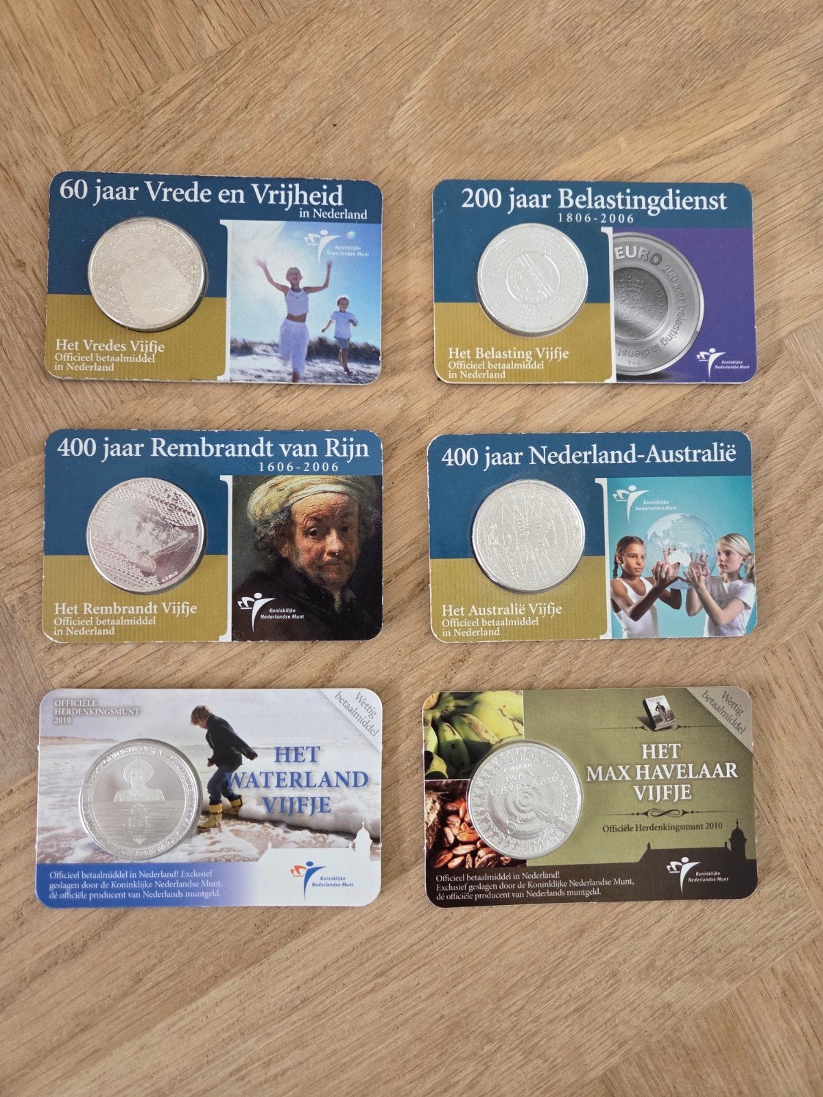 6 officiele herdenkingsmunten, Ophalen of Verzenden, Koningin Beatrix, Euro's