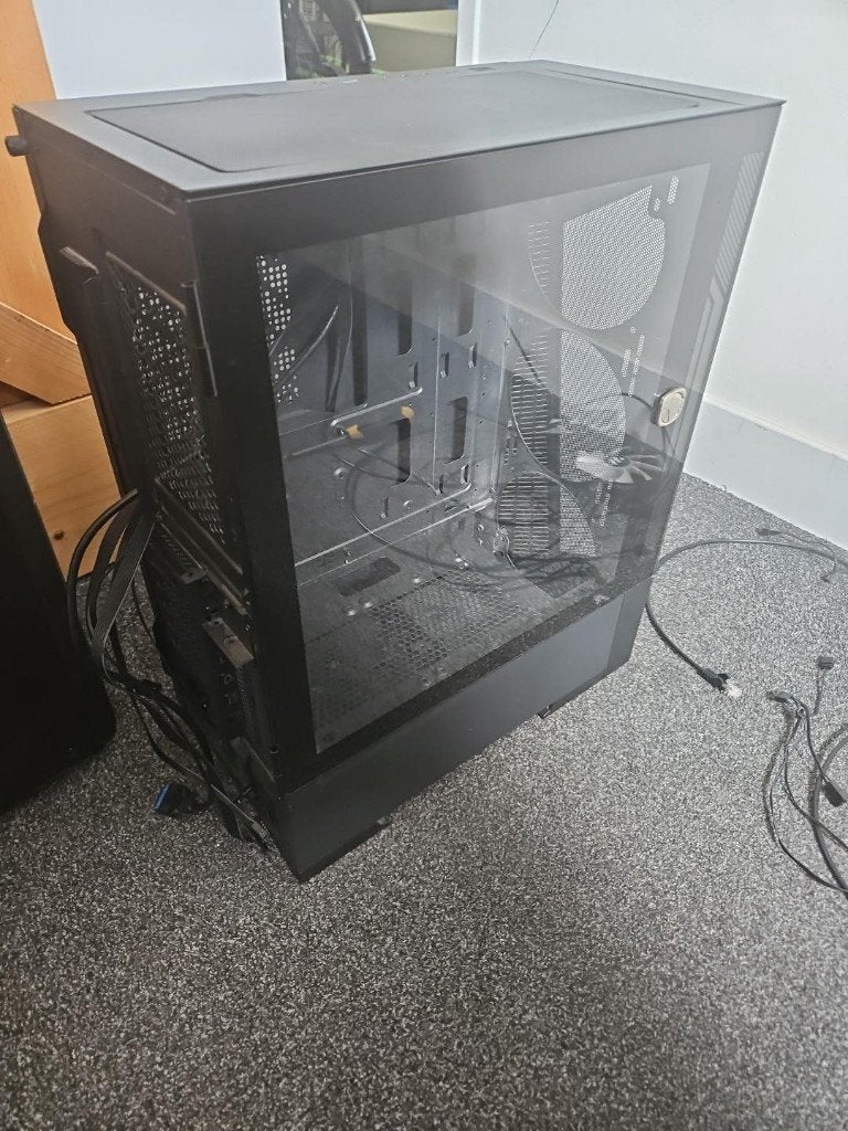 Pc case, Ophalen of Verzenden, Zo goed als nieuw
