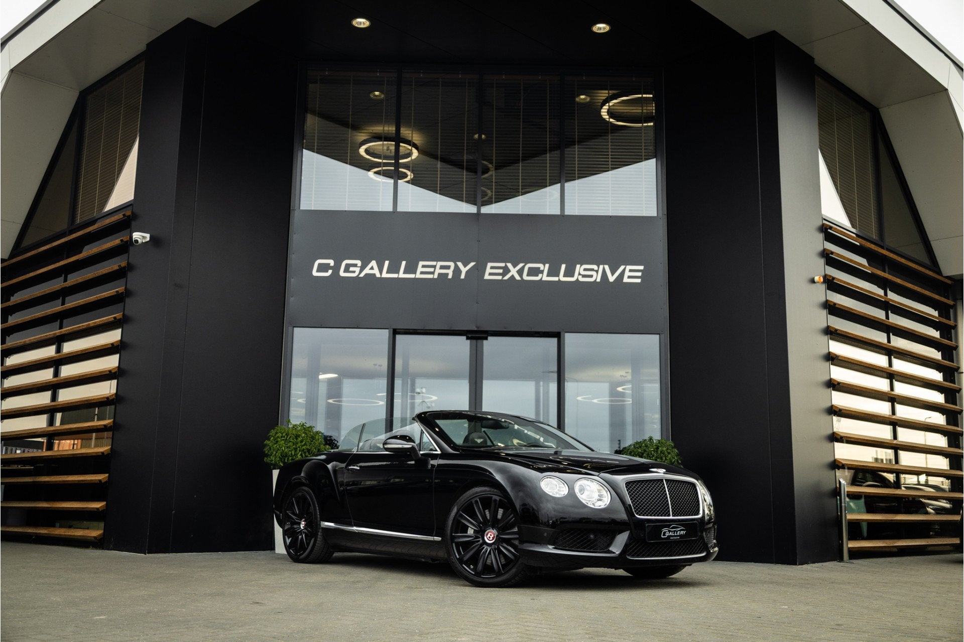 Bentley Continental GTC 4.0 V8 - Stoelkoeling & Massage | Cr, Auto's, Bentley, Bedrijf, Te koop, Continental GTC, 4x4, ABS, Achteruitrijcamera