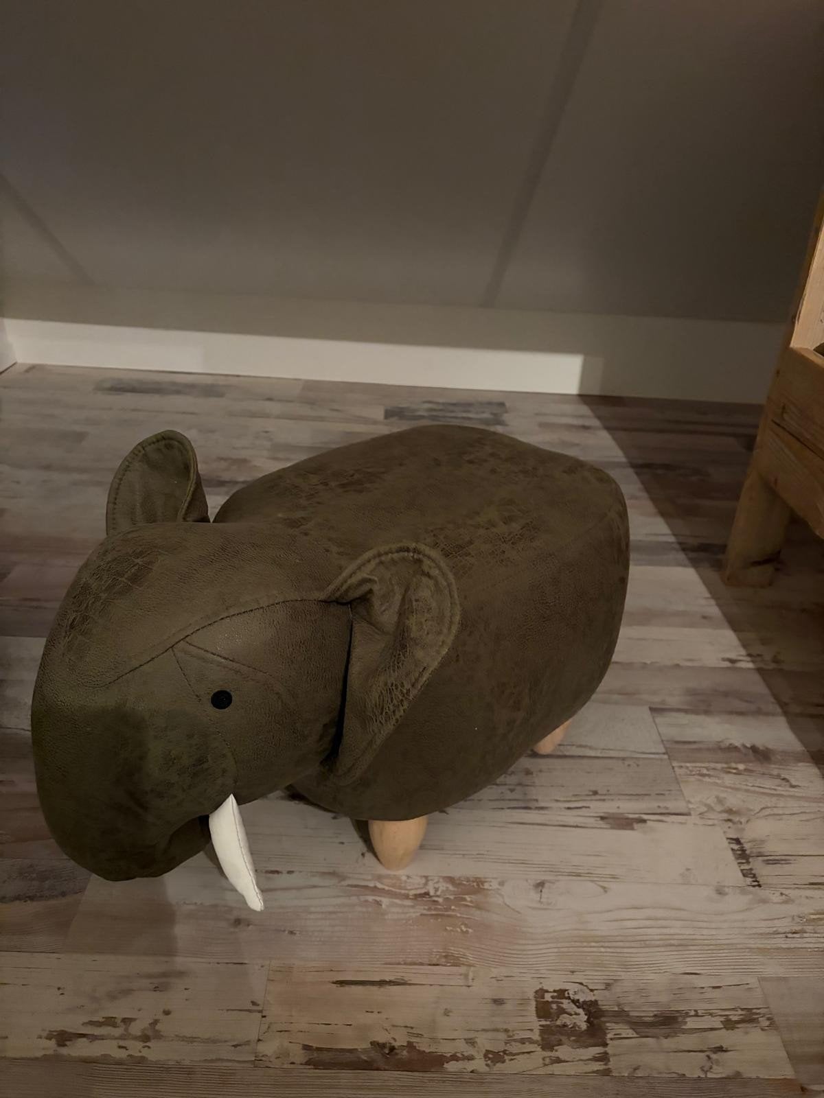 Olifanten poef leer, Ophalen, Minder dan 50 cm, Overige vormen, Minder dan 50 cm