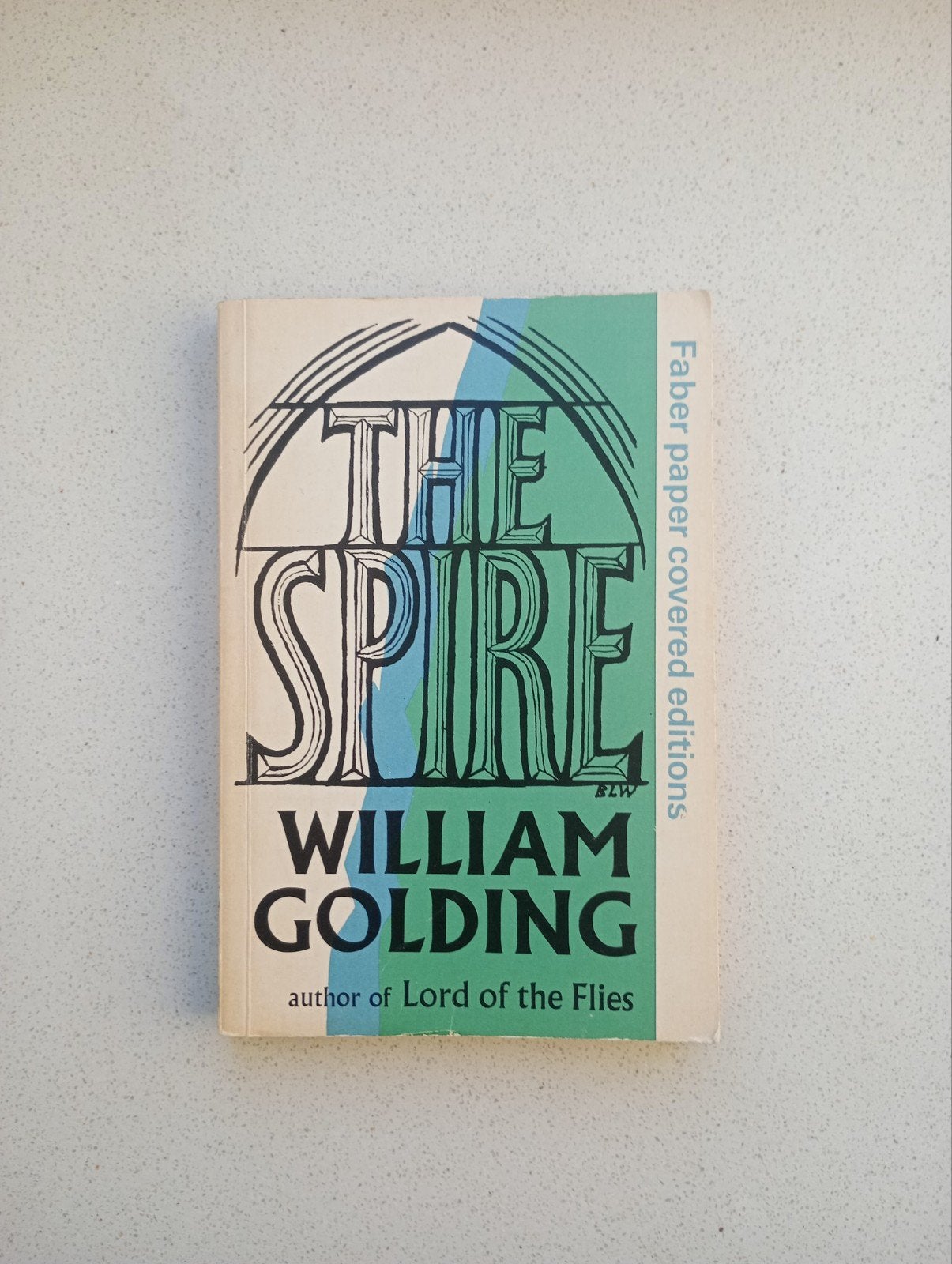 The Spire - William Golding, Ophalen of Verzenden, Gelezen