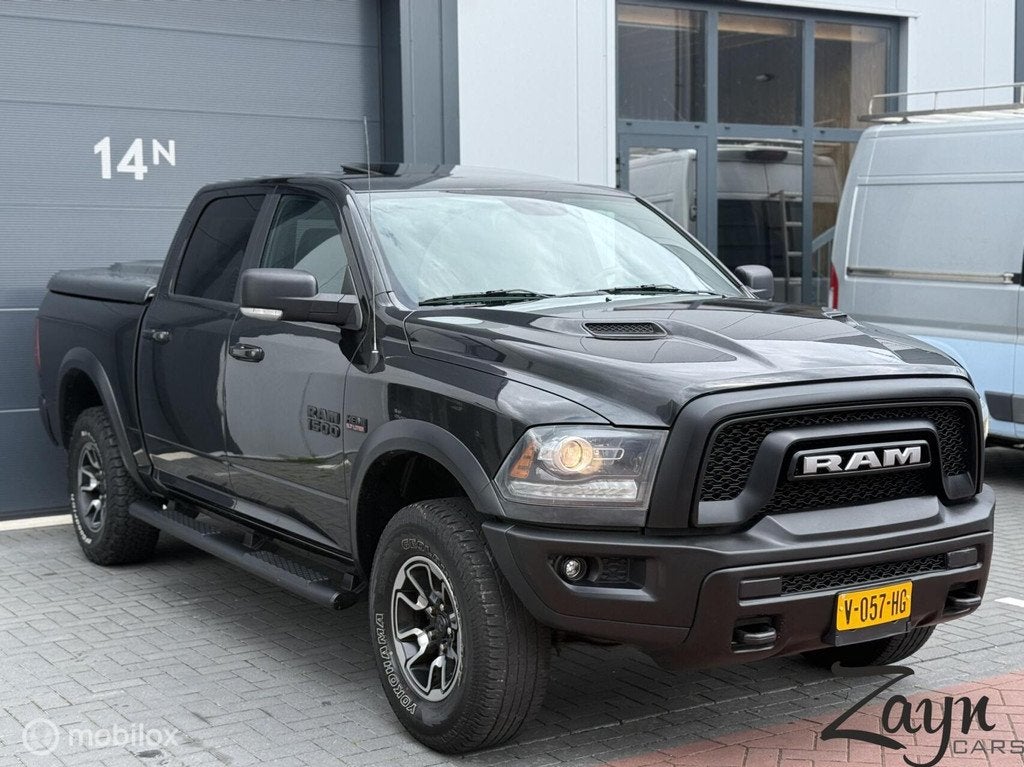 Dodge Ram 1500 5.7 V8 4x4 Crew Cab Rebel | Dak | NAP | Leder, Auto's, Automaat, Gebruikt, 5654 cc, Automatische klimaatregeling