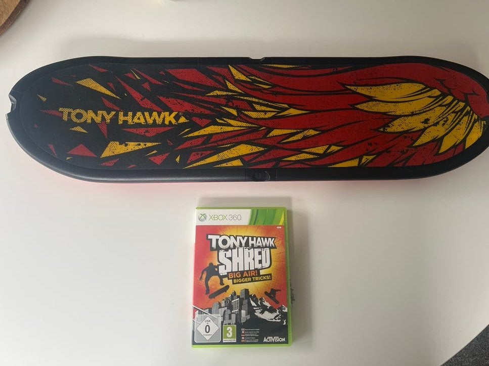 Tony Hawk Shred Xbox 360 met Skateboard Controller, Online, 1 speler, Ophalen of Verzenden, Zo goed als nieuw