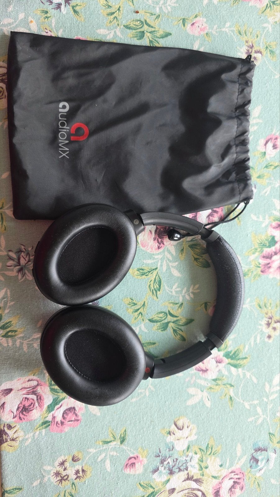 Sony wh-1000Xm3 wireless NC headphones