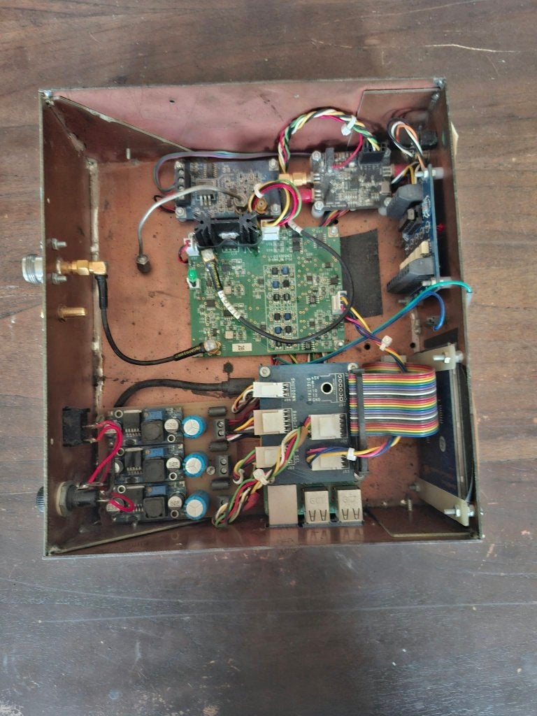 Zelfbouw (DIY) zender/signaalgenerator, Ophalen of Verzenden, Gebruikt