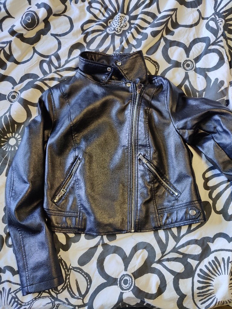 Zwart leren jasje van Primark maat 38 (M41), Kleding | Dames, Ophalen of Verzenden, Zo goed als nieuw, Maat 38/40 (M), Zwart