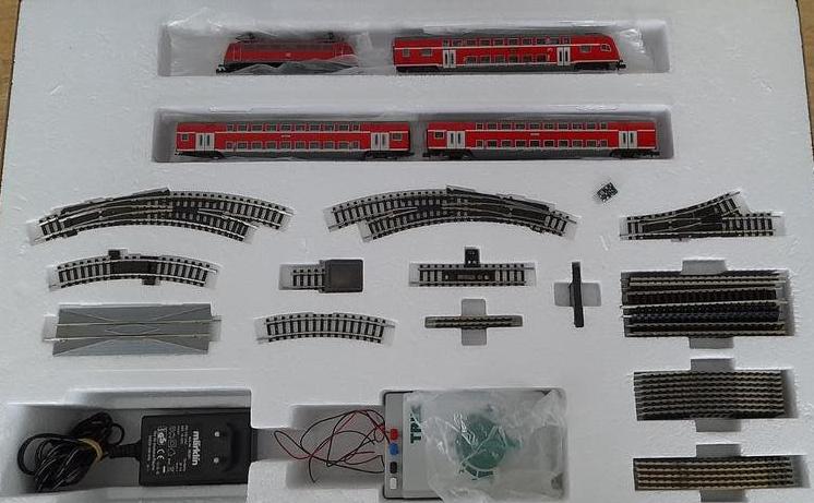 Mini Trix 11490 complete trein set 3 wissels enz als nieuw, Hobby en Vrije tijd, Modeltreinen | N-Spoor, Gelijkstroom, Trix, Ophalen of Verzenden