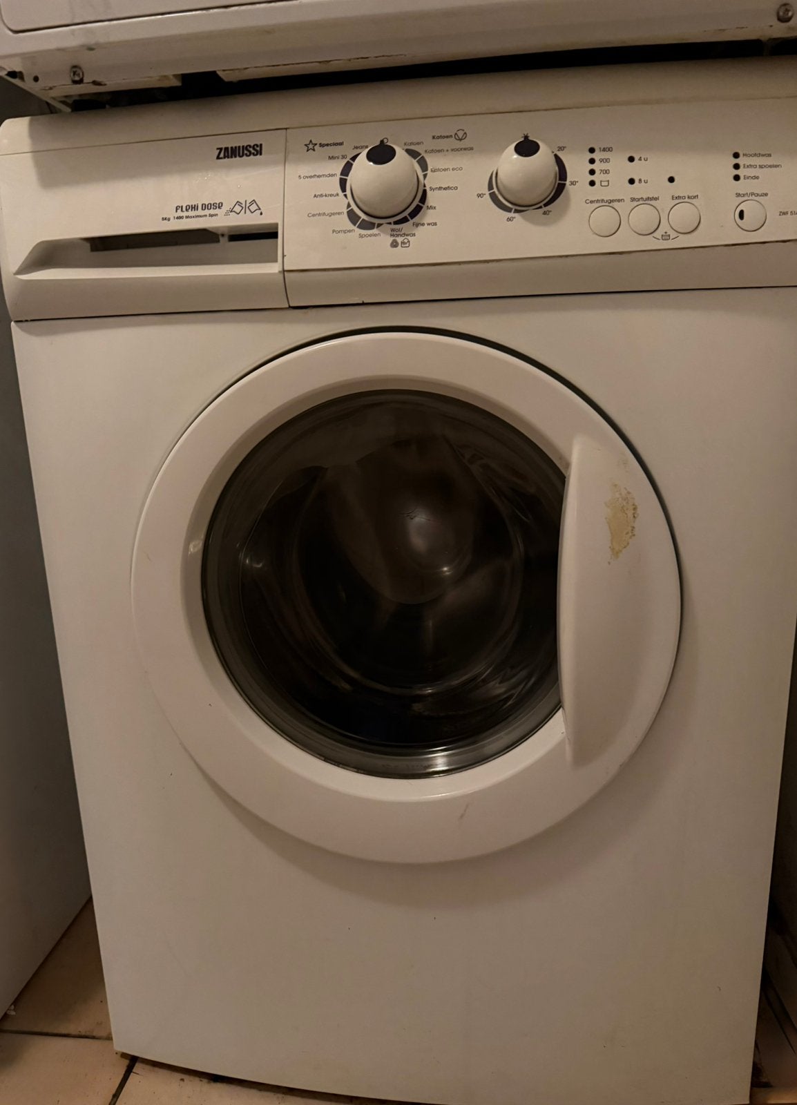 Zanussi wasmachine 5KG, Ophalen, 1200 tot 1600 toeren, Gebruikt, 4 tot 6 kg