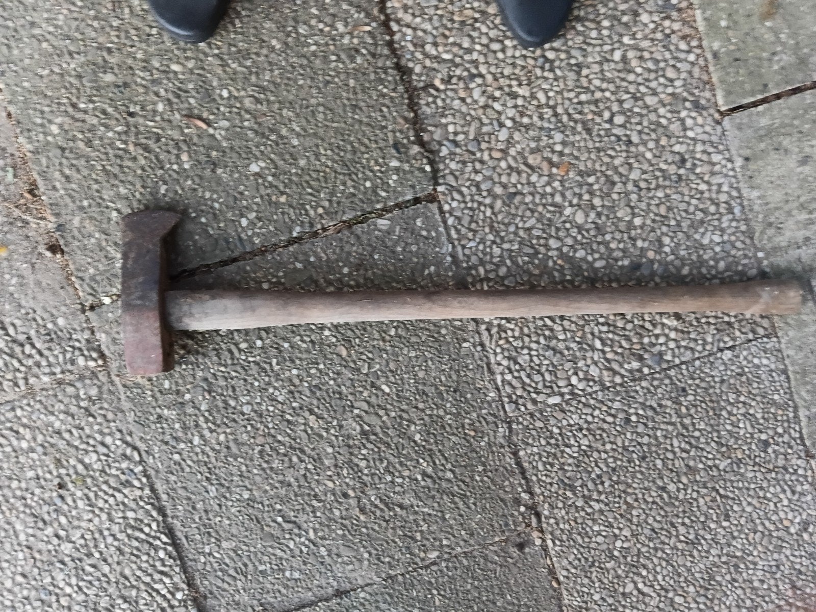 Oude Hamer en bijl met houten steel, Ophalen, Gebruikt, Hamer, Overige merken