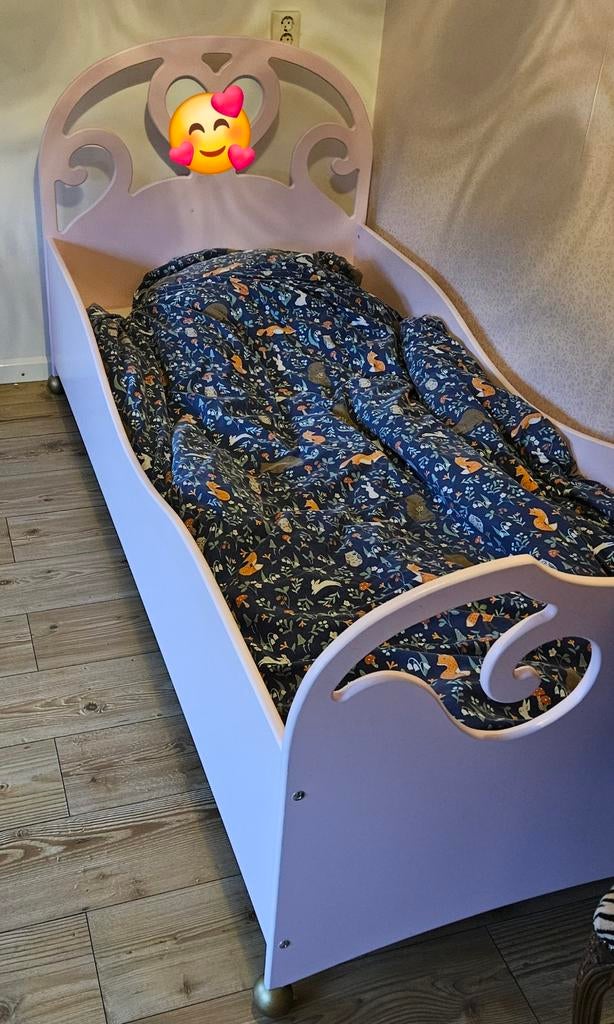 Meisjesbed prinsessenbed, Ophalen