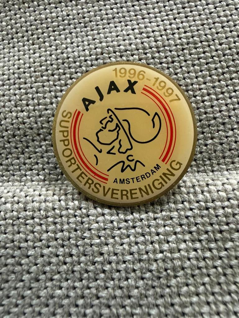 Button Ajax, Ophalen of Verzenden, Zo goed als nieuw, Sport