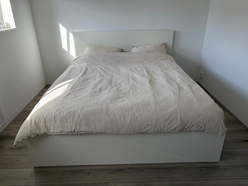 Ikea malm 2 persoons bed, Ophalen, Wit, Tweepersoons, Zo goed als nieuw