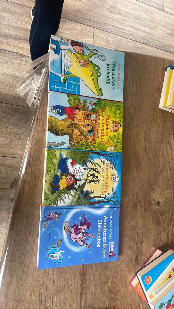 Boekenset paul van loon, Kinderen en Baby's, Ophalen of Verzenden, Meer dan 50 stukjes, Zo goed als nieuw