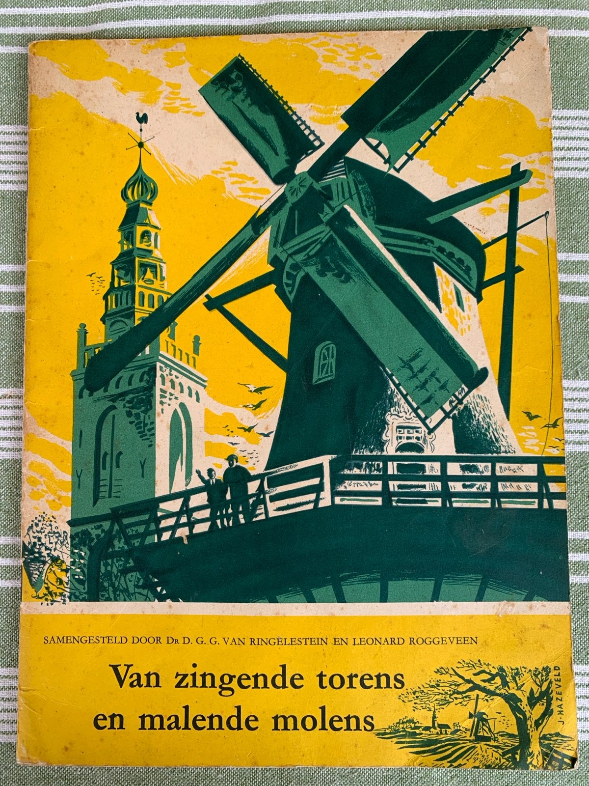 Van zingende torens en malende molens - D.G.G. van Ringelest, Ophalen of Verzenden