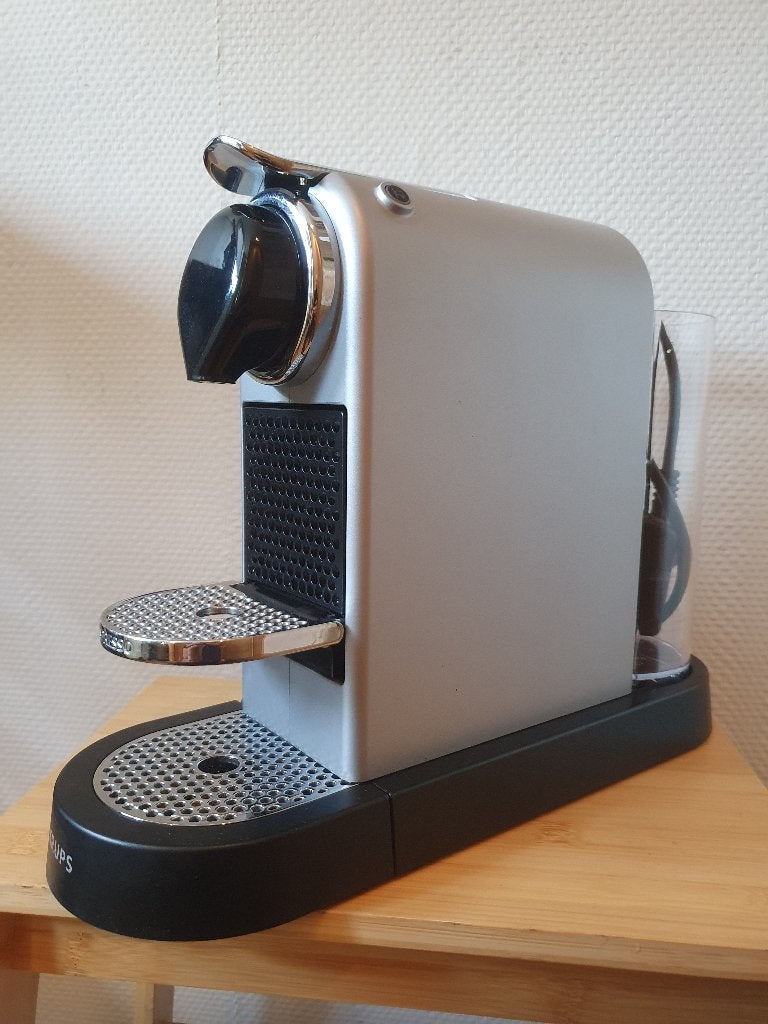 Foto 4 van nespresso citiz XN 741 in nieuwstaat