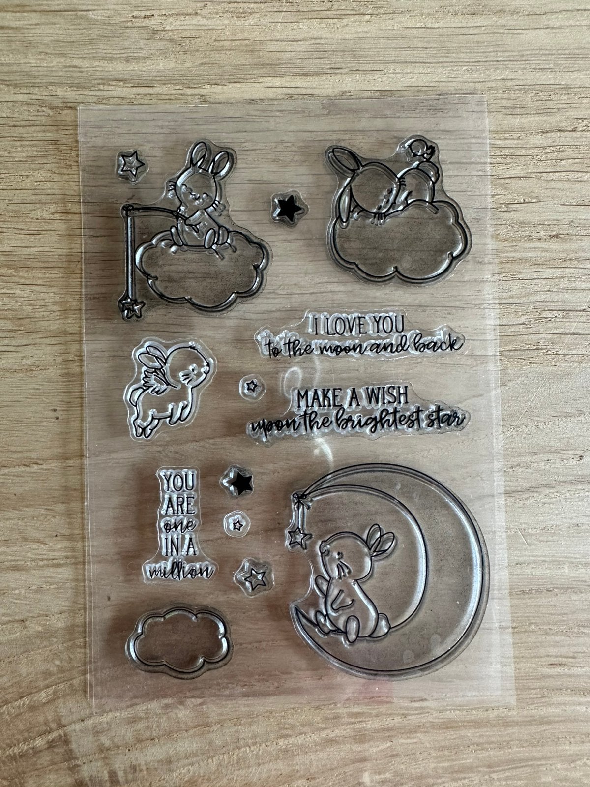 Clear stamps geboorte konijnen stempels, Hobby en Vrije tijd, Ophalen of Verzenden, Zo goed als nieuw, Clearstamp