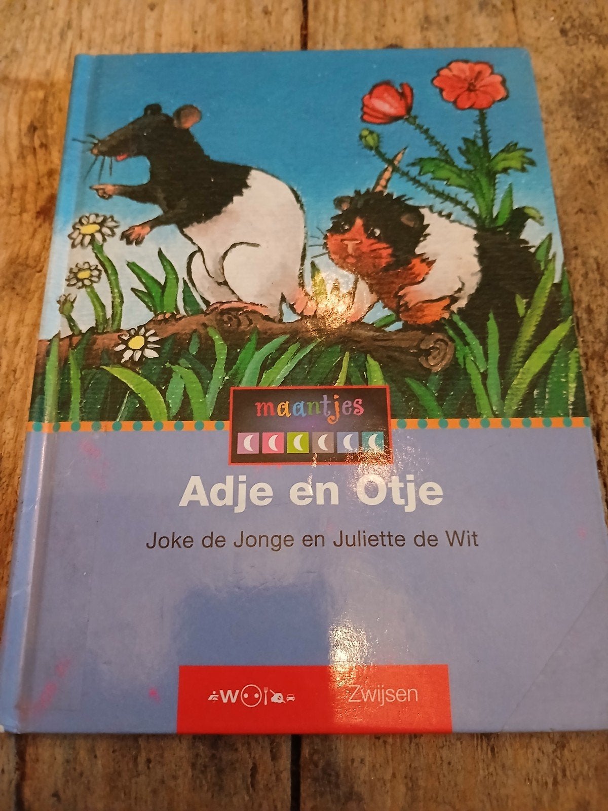 Adje en Otje - Maantjes serie - Veilig leren lezen, Ophalen of Verzenden, Gelezen, Joke de Jonge en Juliette de Wit, Fictie algemeen