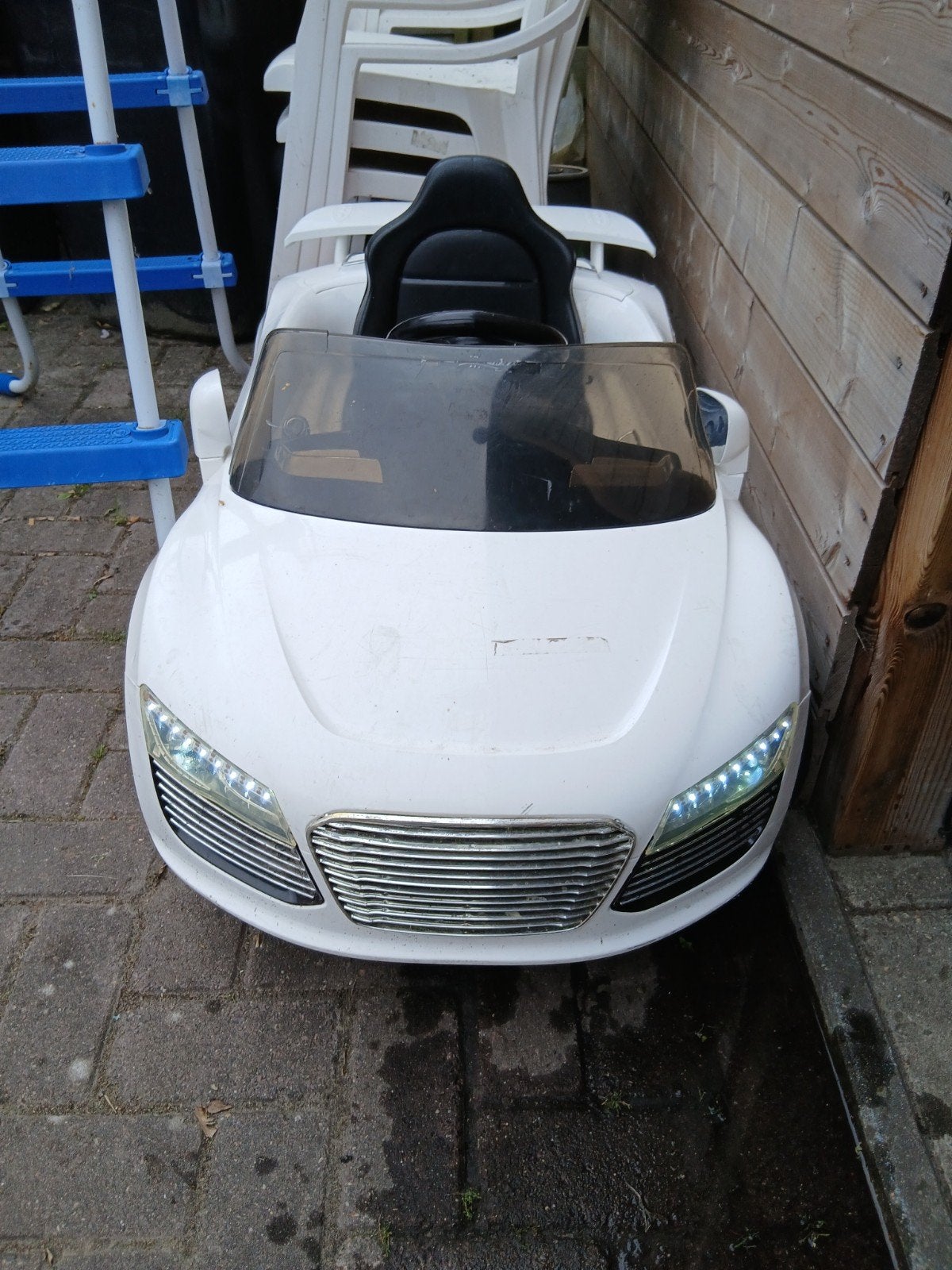 Elektrische kinderauto wit - Audi R8 stijl, Kinderen en Baby's, Speelgoed | Buiten | Voertuigen en Loopfietsen, Ophalen, Gebruikt