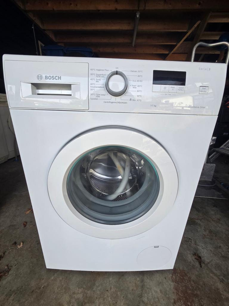 Bosch Serie 2 Wasmachine - 7 kg, 1400 toeren, Witgoed en Apparatuur, Gebruikt, Voorlader, 85 tot 90 cm, 1200 tot 1600 toeren