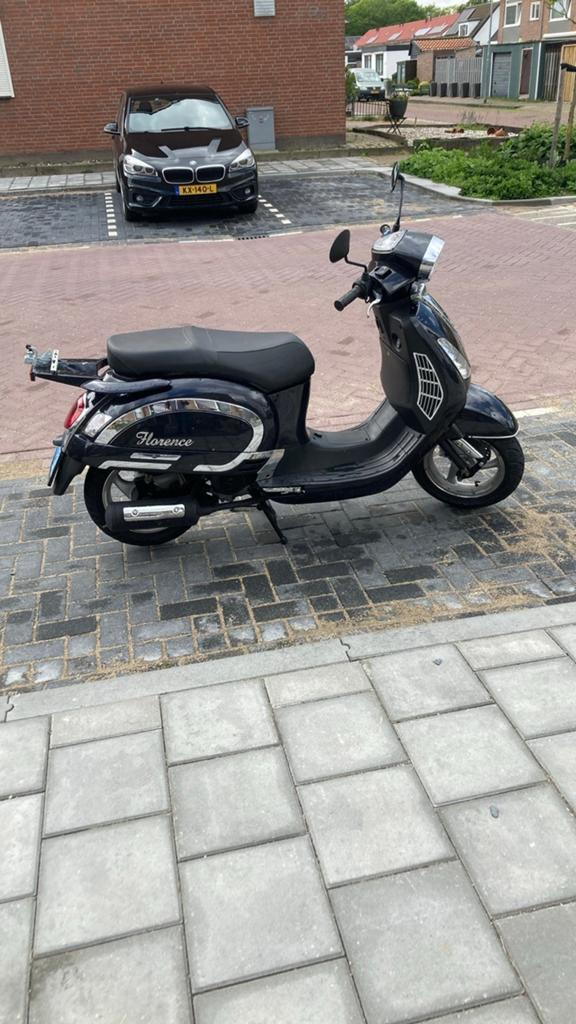 Scooter ,goed rijdend, Fietsen en Brommers, Ophalen of Verzenden, Overige merken
