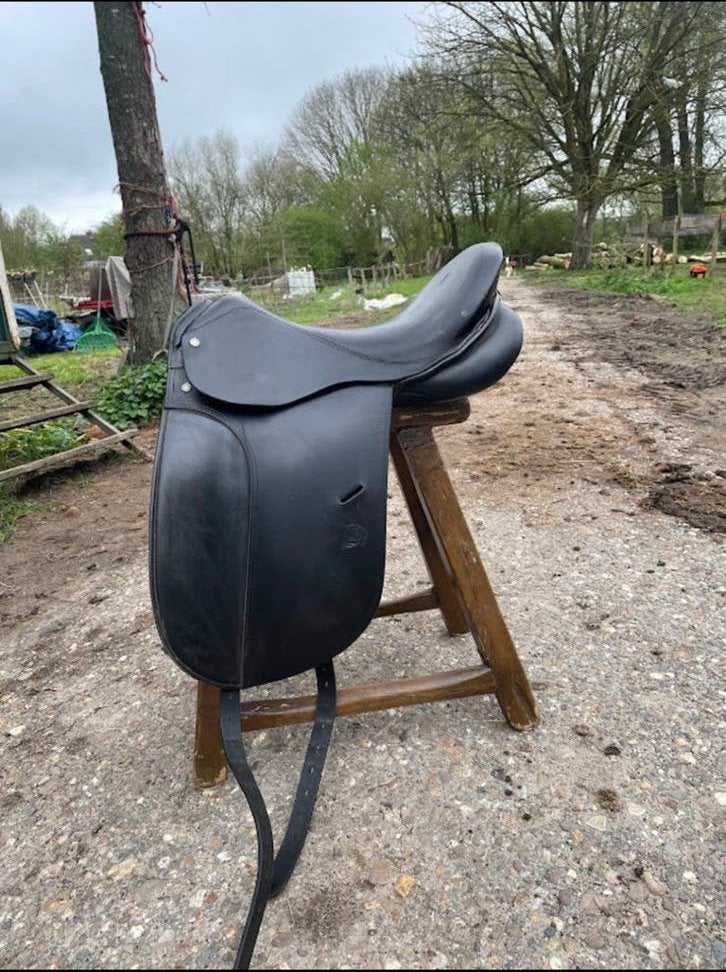 Daleman dressuur 17,5 inch, Dieren en Toebehoren, Ophalen of Verzenden, Zo goed als nieuw, Dressuur