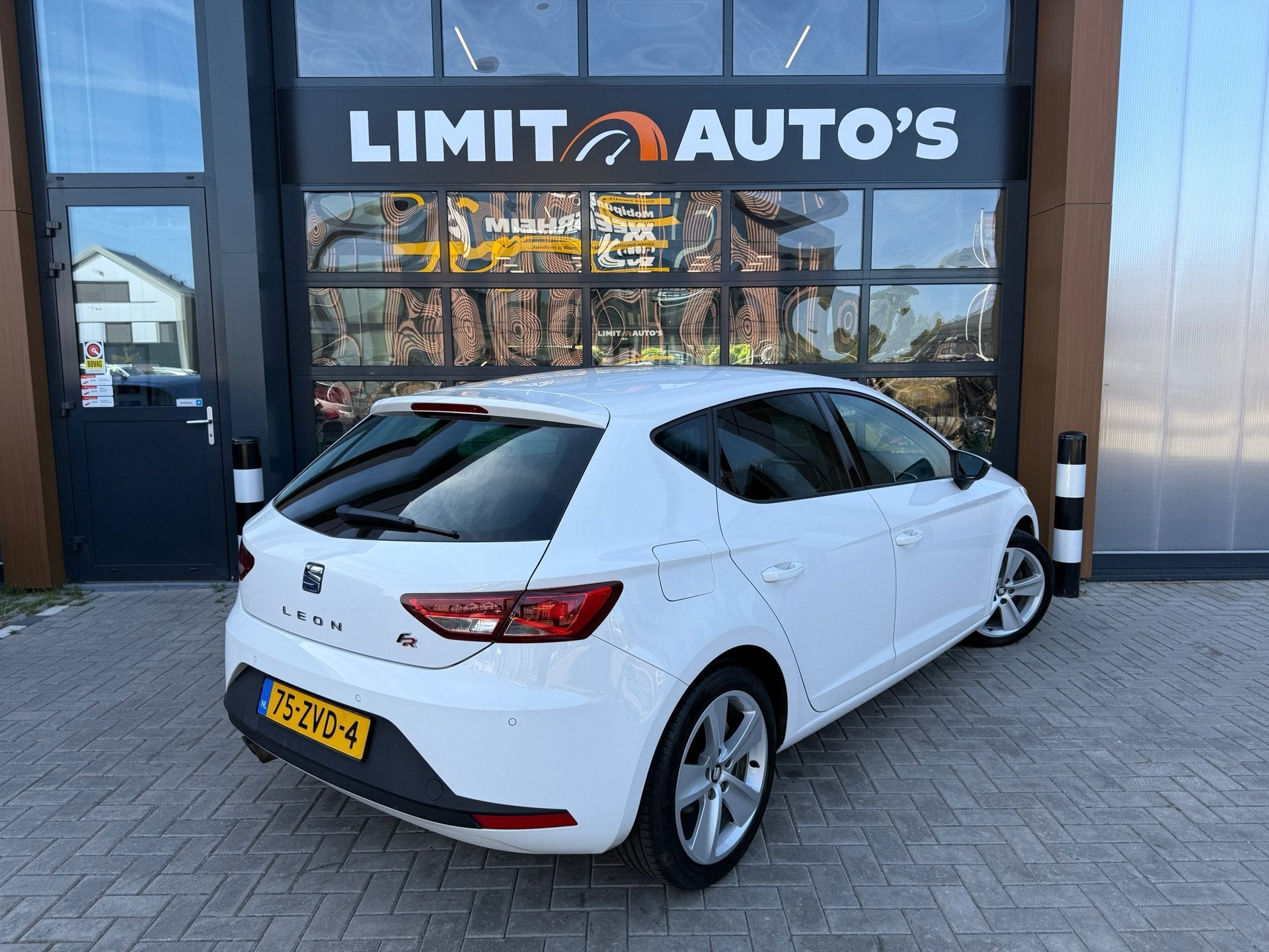Seat Leon 1.4 TSI FR/Climate/Cruise/Xenon/Pdc v+a/Elek.Ramen, Auto's, Voorwielaandrijving, Gebruikt, 4 cilinders, Parkeersensor
