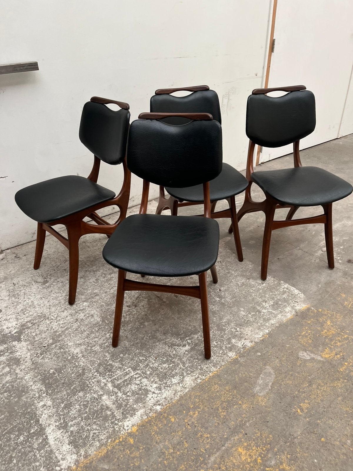 4 pynock Wierden stoelen zwart teak hout vintage retro, Ophalen of Verzenden