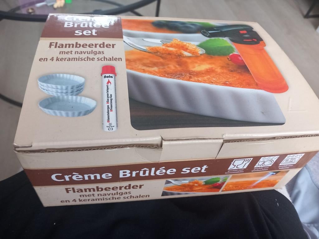 Crème brûlée set met brander en 4 keramische schalen, Overige typen, Nieuw, Ophalen of Verzenden, Steen/keramiek