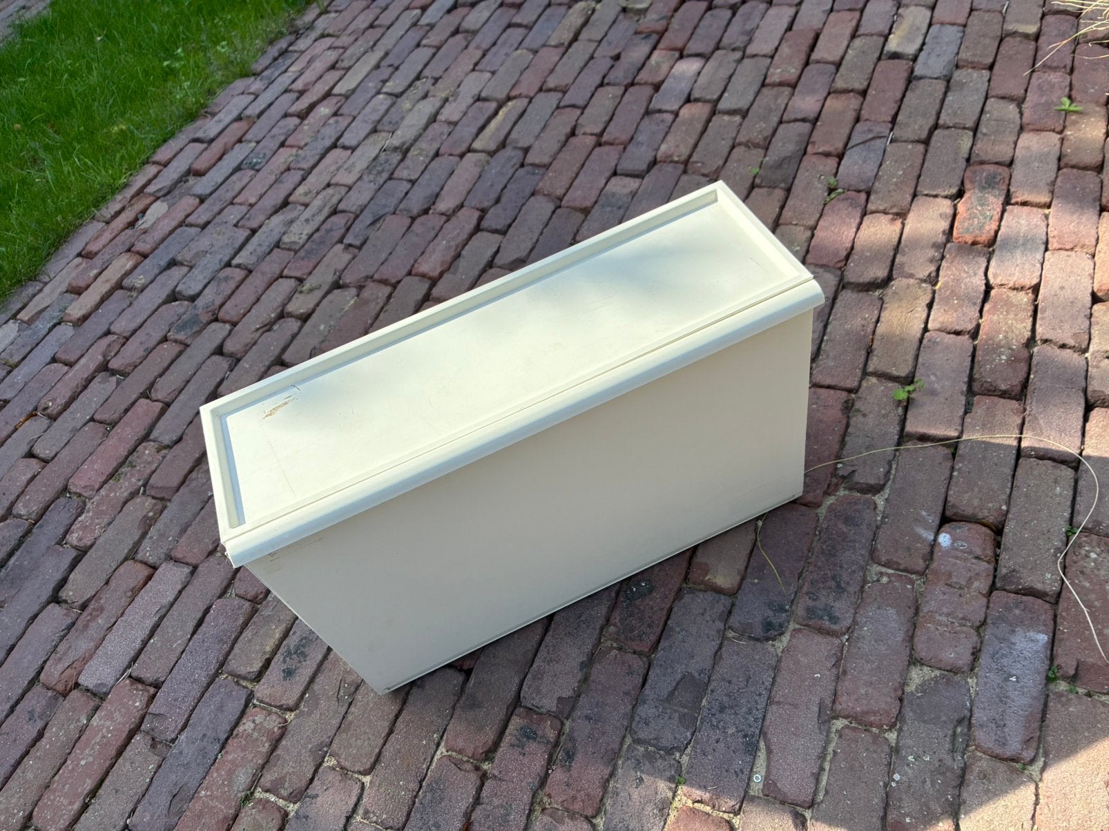 Ikea pluggis opbergvak / afvalscheidingsbak met klep, Kunststof, Gebruikt, Met klep(pen), Ophalen of Verzenden