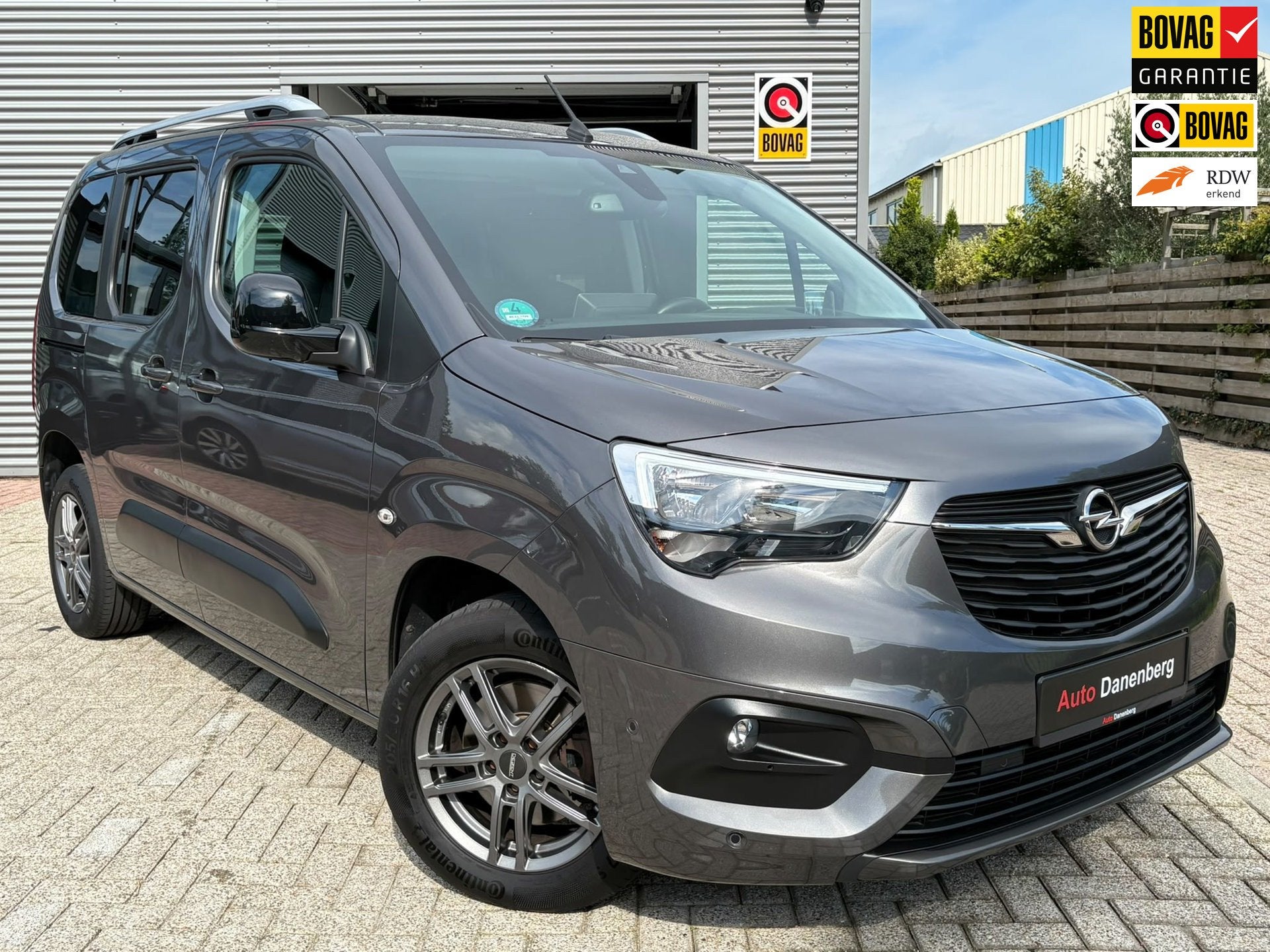 Opel combo Life 1.2 Turbo Elegance 7 PERSOONS FULL-OPTIES, Auto's, Dealer onderhouden, Stof, 1199 cc, 7 stoelen