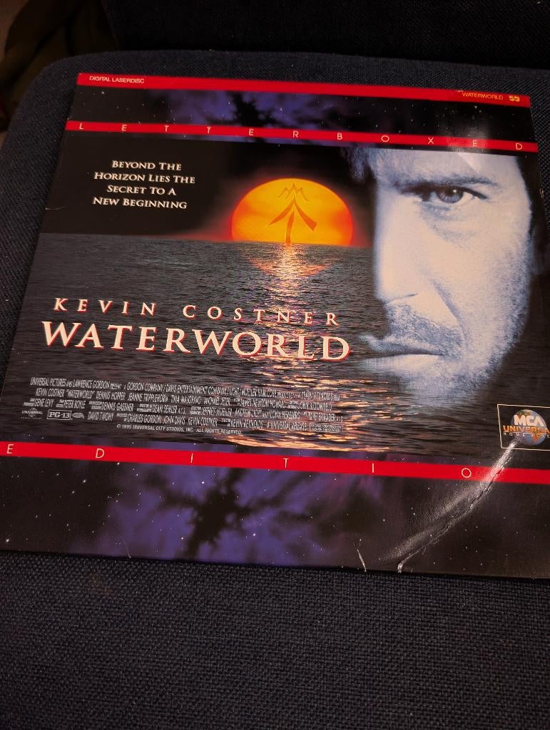 CD VIDEO waterworld, Alle leeftijden, Ophalen of Verzenden, Gebruikt, Actie