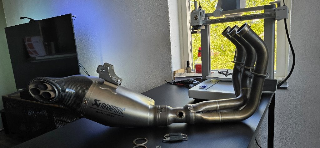 Akrapovic Titanium E-Keur – Yamaha MT-09 / XSR900 / Tracer, Ophalen, Gebruikt