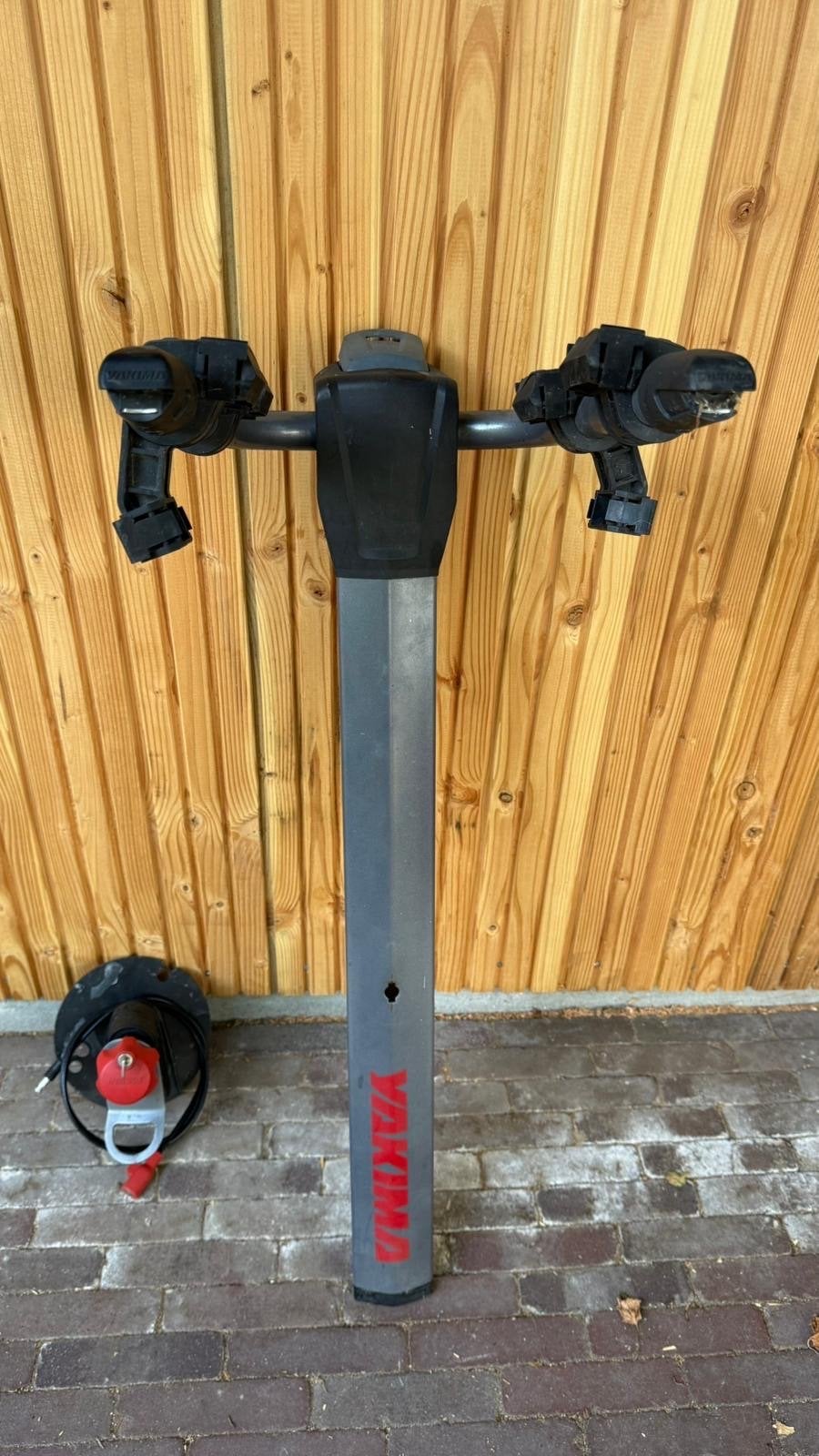 Yakima Fietsendrager en flesopener, Auto diversen, Fietsendragers, Ophalen, 2 fietsen, Gebruikt, Trekhaakdrager