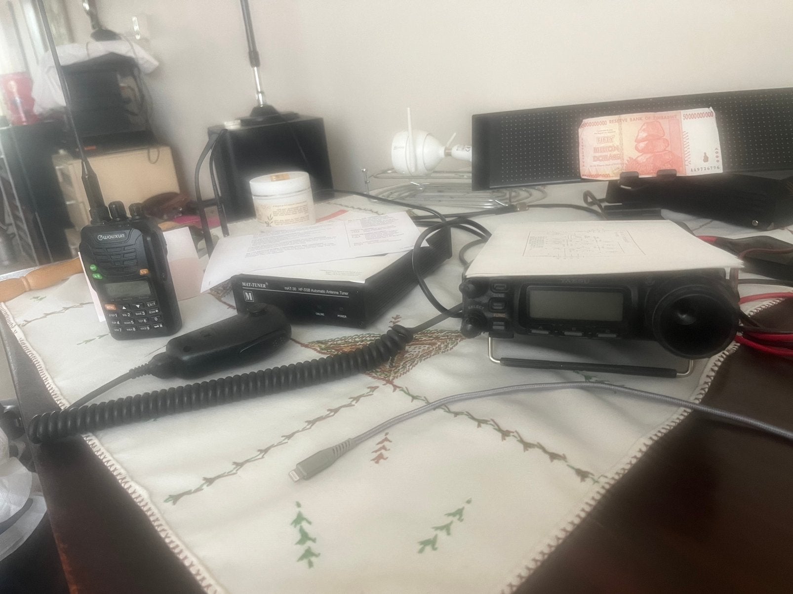 hf senders yaesu 818,991,857, Telecommunicatie, Ophalen, Zo goed als nieuw, Zender en Ontvanger