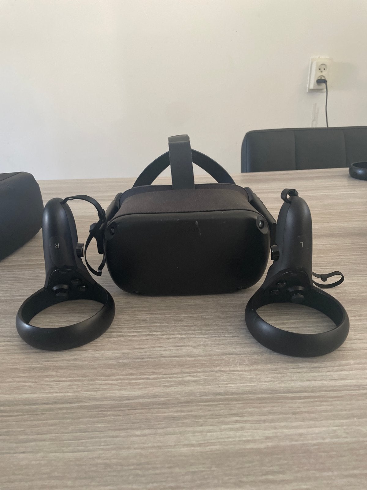 Meta Quest 1 VR-bril - Nog in goede staat, Ophalen of Verzenden, Zo goed als nieuw, VR-bril, Overige platformen