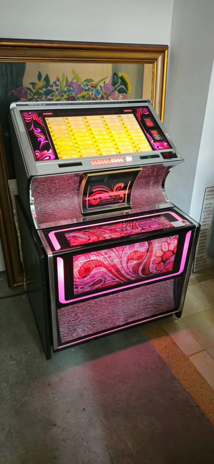 Rock-ola 451 mooi verlicht 1973 technisch nagekeken, Verzamelen, Automaten | Jukeboxen, Ophalen, 1970 tot heden, Rock Ola, Met singles