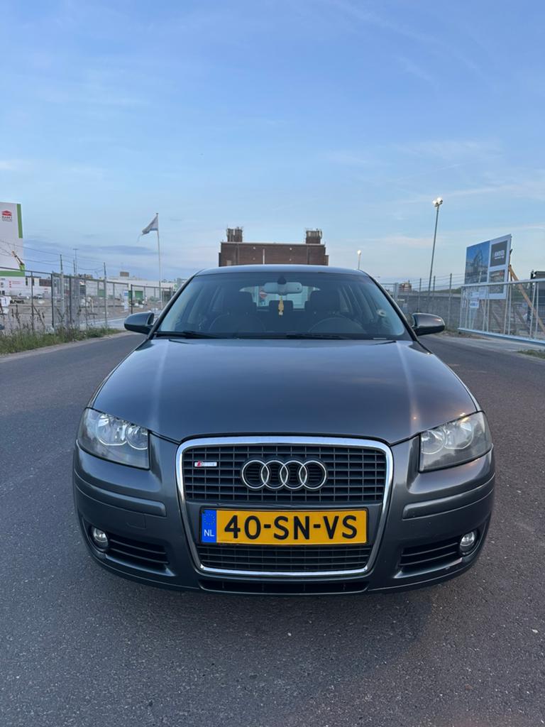 Audi A3 Sportback S-Line 1.6 TFSI donker grijs, Auto's, Audi, Voorwielaandrijving, 15 km/l, 4 cilinders, Origineel Nederlands