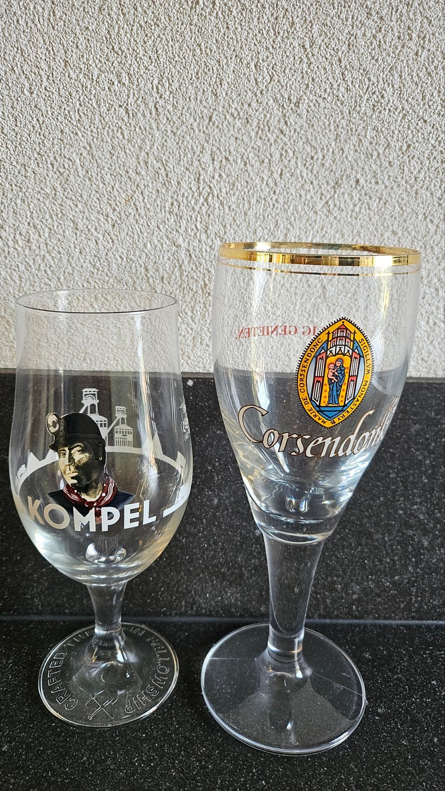 2 Bierglazen: Kompel en Corsendonk, Ophalen, Nieuw, Glas, Meerkleurig