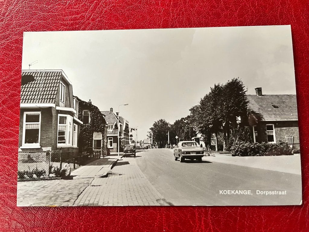 ansichtkaart van Koekange ; Dorpsstraat no. 2., Verzenden, 1960 tot 1980