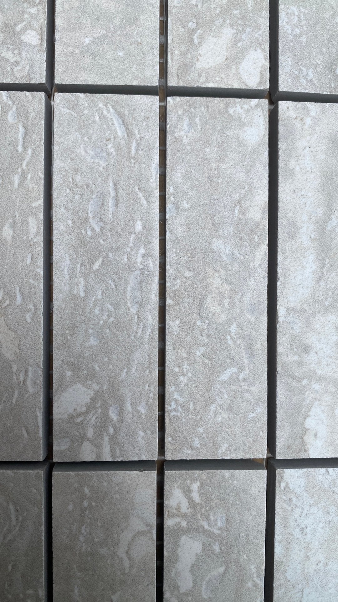 tegels klein/smal op vierkante mat,  travertin licht grijs, Ophalen, Nieuw, 20 tot 40 cm, Minder dan 5 m²